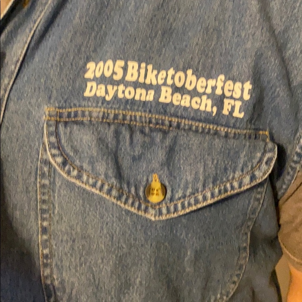 Jean vest - Picture 1 of 4